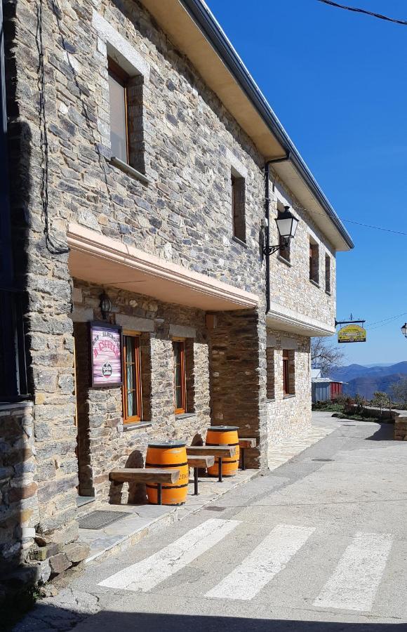 Albergue La Escuela La Laguna  ภายนอก รูปภาพ